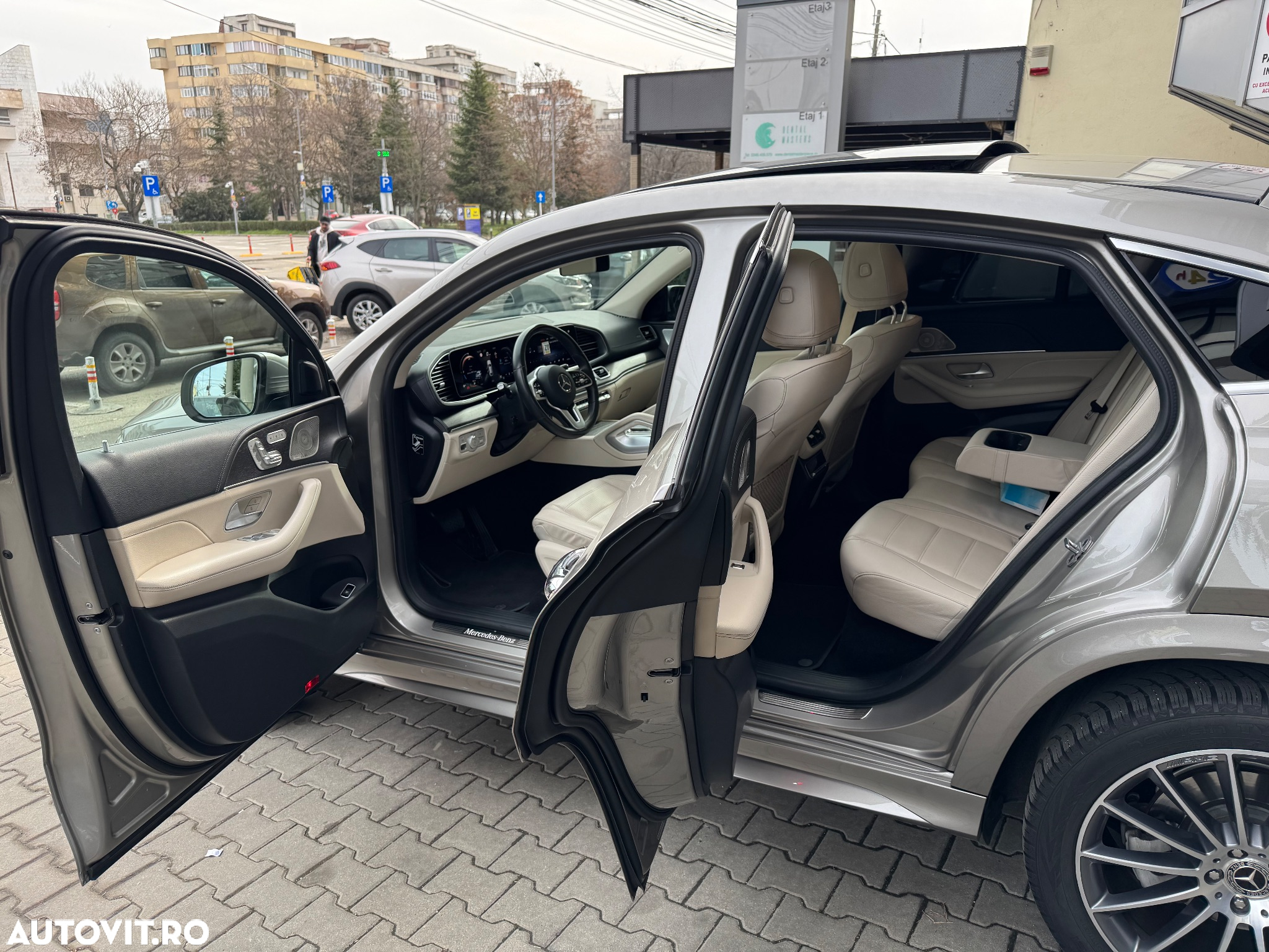 Mercedes-Benz GLE Coupe 400 d 4Matic 9G-TRONIC AMG Line - 33