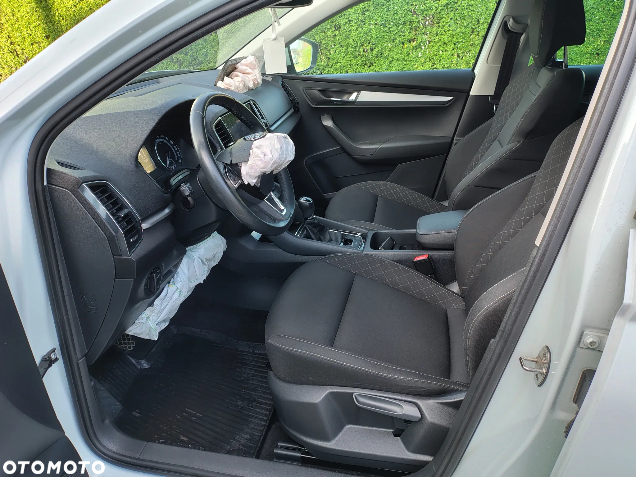 Skoda Karoq 1.0 TSI Selection - 17