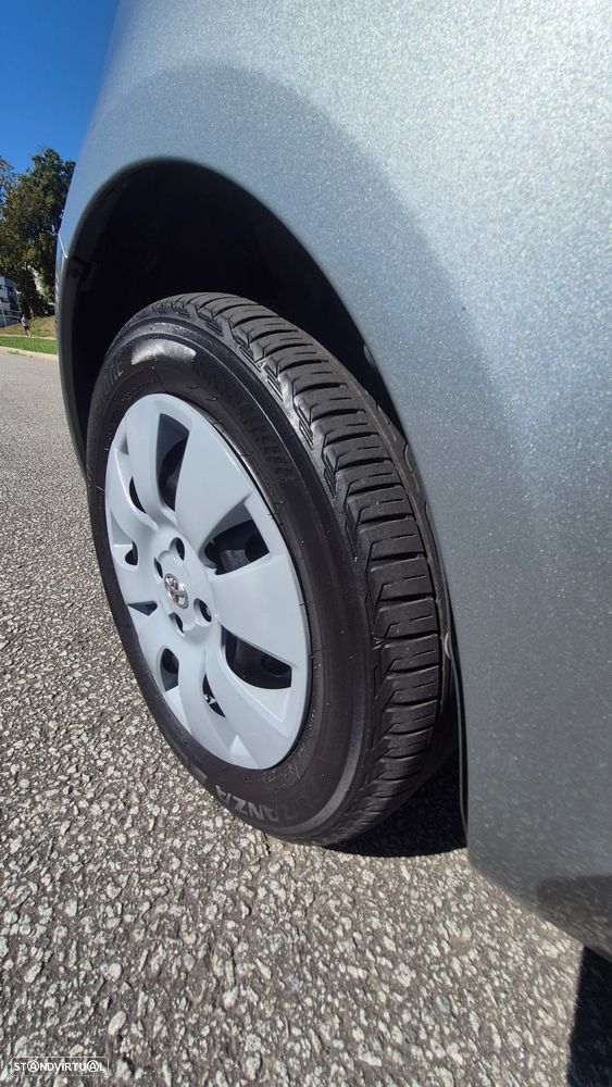 Toyota Yaris 1.0 VVT-i Sol+AC - 5