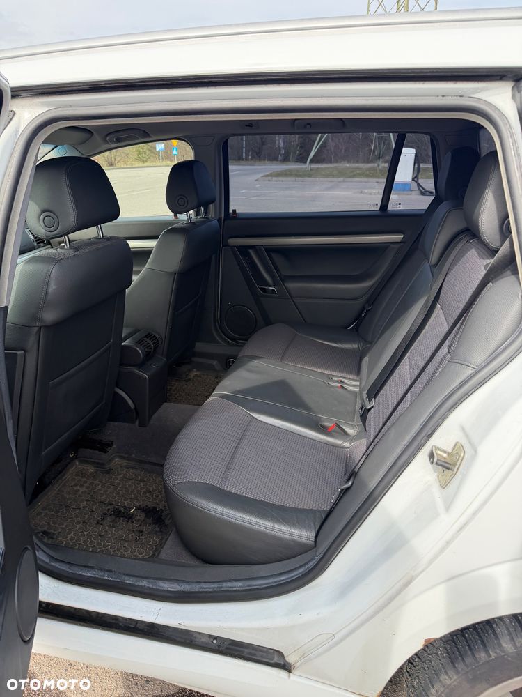 Opel Vectra 1.9 CDTI DPF - 11