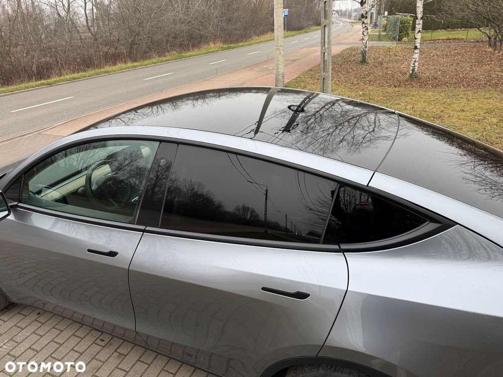 Tesla Model Y Standard - 6