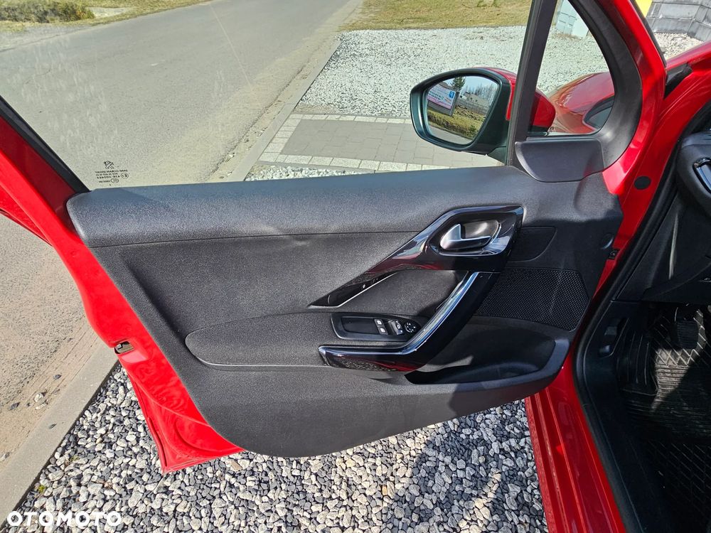 Peugeot 208 1.2 PureTech Active - 10