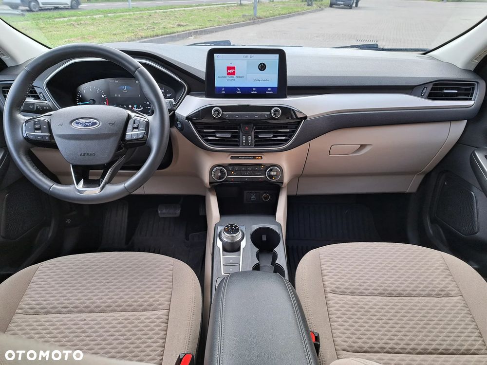 Ford Kuga - 20