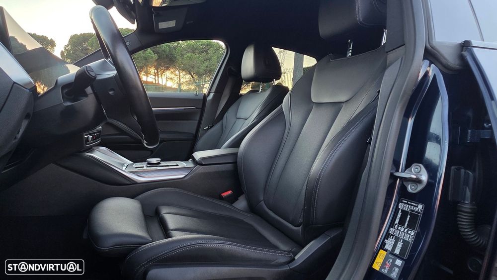 BMW i4 eDrive40 Pack Desportivo M - 10