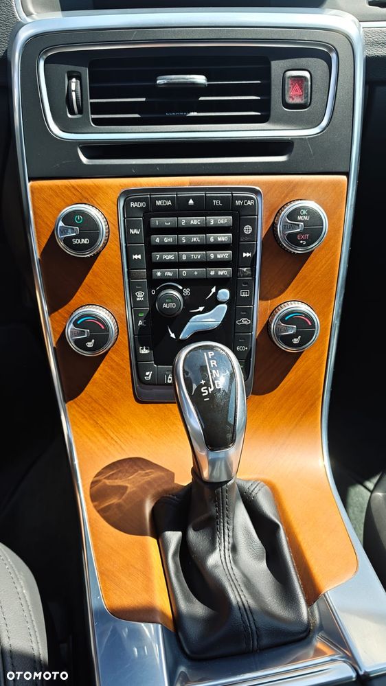 Volvo S60 - 17