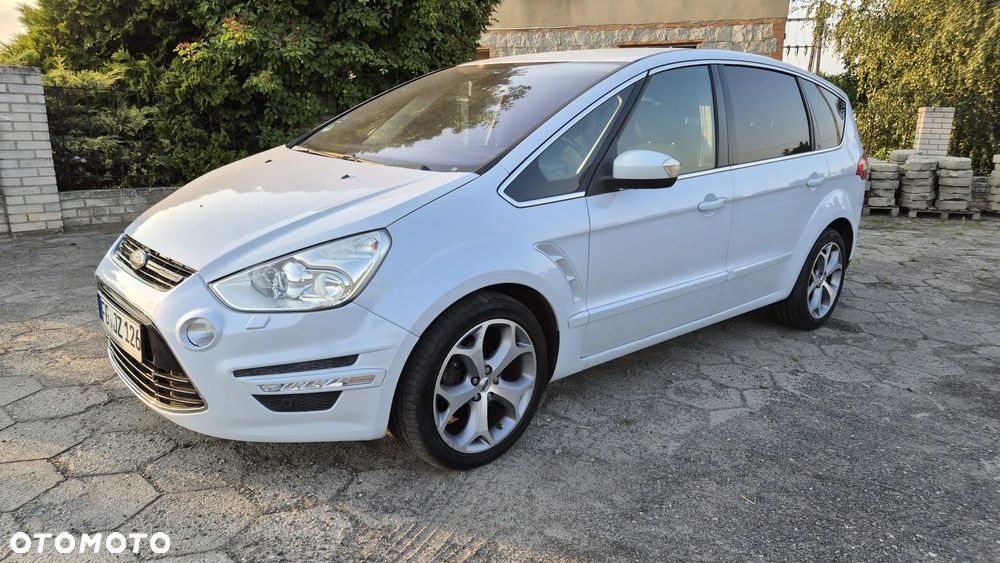 Ford S-Max - 38