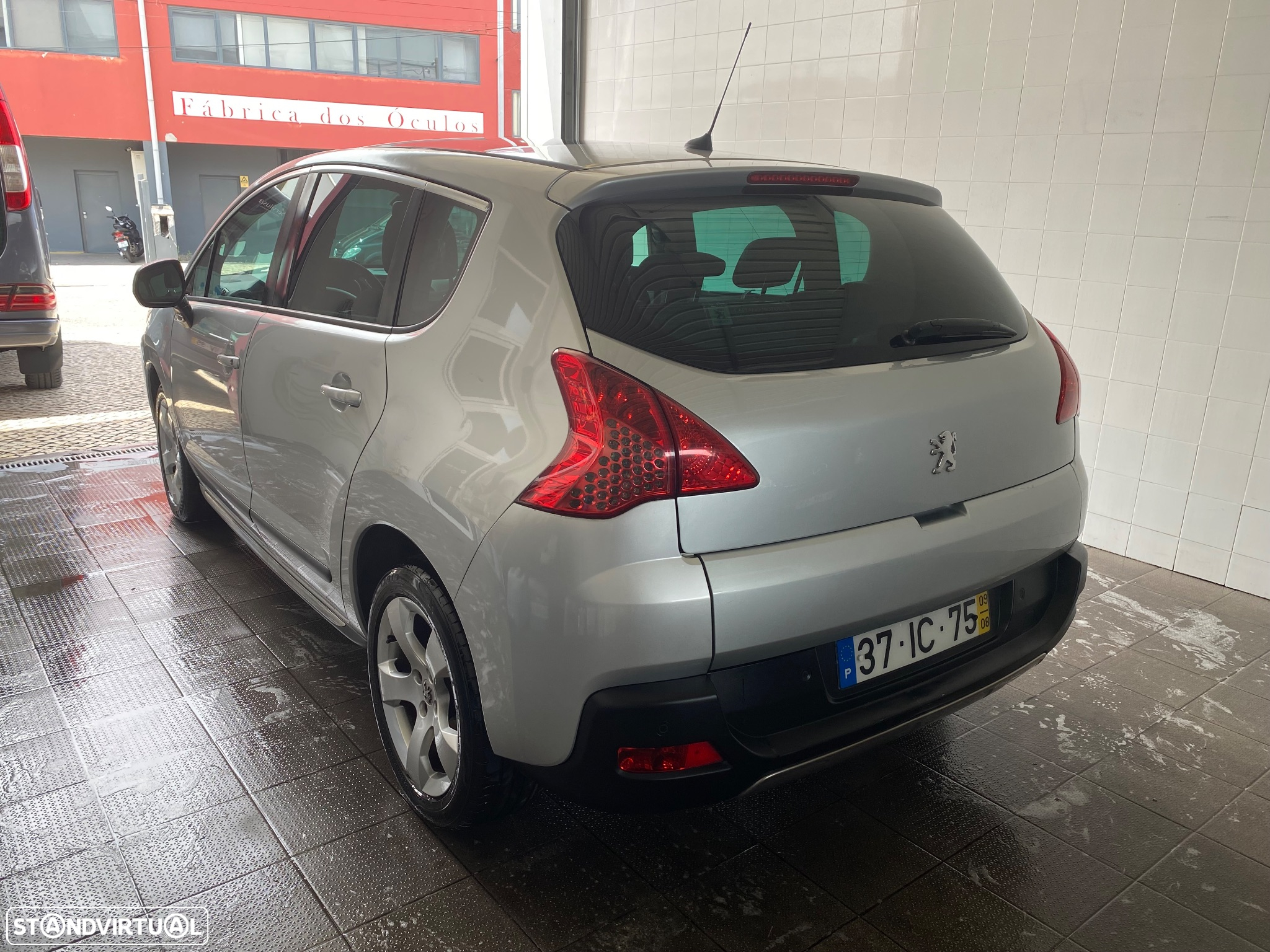 Peugeot 3008 1.6 HDi Premium - 7