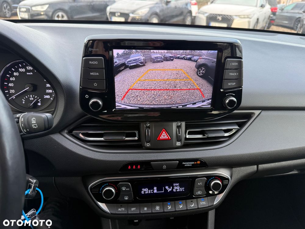 Hyundai i30 1.5 T-GDI 48V-Hybrid Advantage - 8