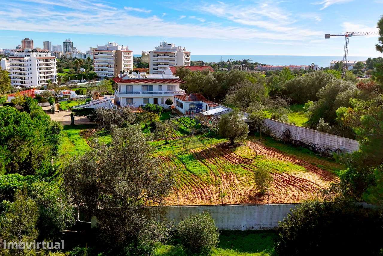 QUINTA EXCLUSIVA JUNTO A CAMPO DE GOLFE E PRAIA DO VAU - Grande imagem: 2/18