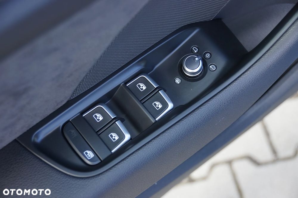 Audi A3 Sportback 2.0 TDI quattro - 24