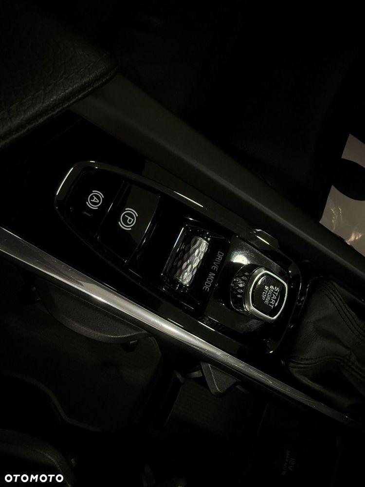 Volvo XC 60 D4 Inscription - 35