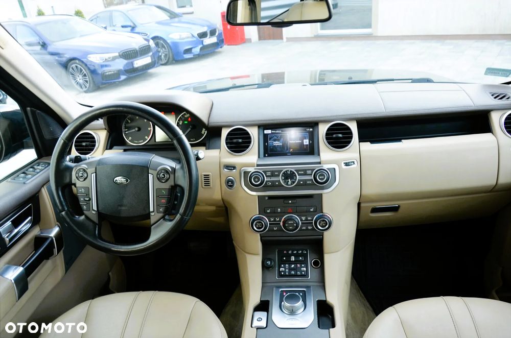 Land Rover Discovery 3.0 SDV6 HSE - 18