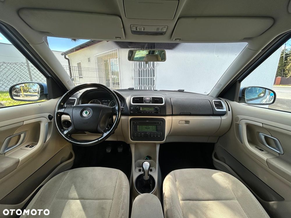 Skoda Roomster 1.6 16V Comfort PLUS EDITION - 6