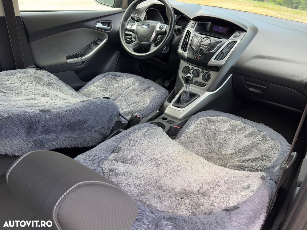 Ford Focus 1.6 TDCI DPF Trend - 11