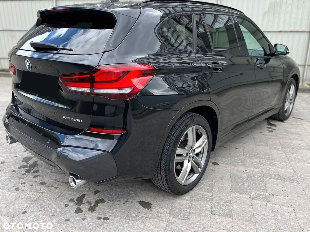 BMW X1 xDrive25i xLine - 6