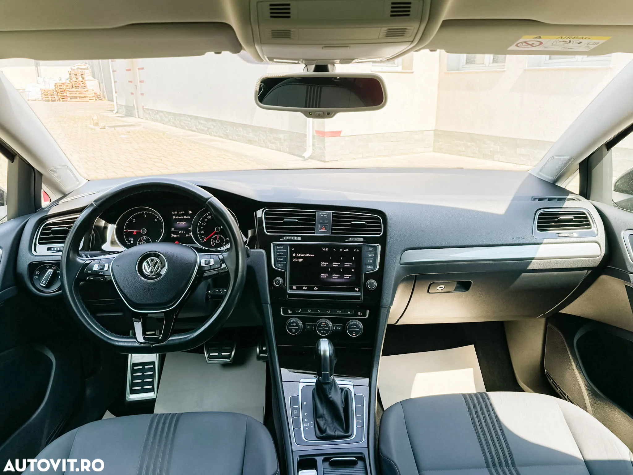 Volkswagen Golf 2.0 TDI BlueMotion Technology DSG Allstar - 16