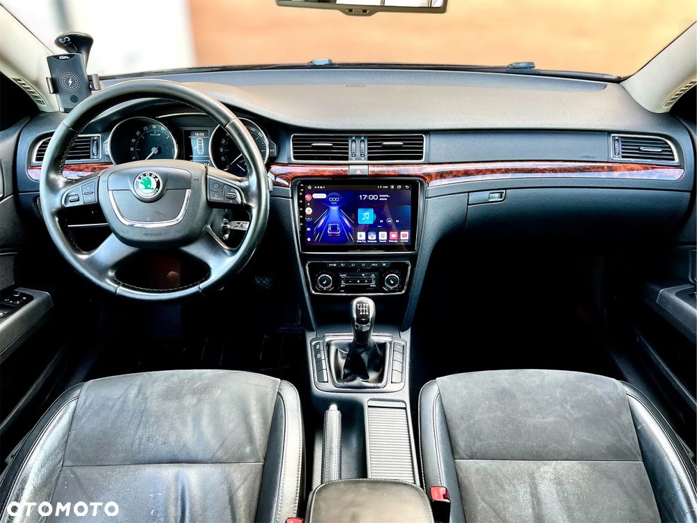 Skoda Superb 2.0 TDI Elegance - 9