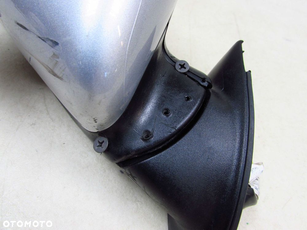 KIA CEE'D CEED II LIFT 15-18 LUSTERKO PRAWE EUROPA 023790 USZKODZONE 5 PIN - 5