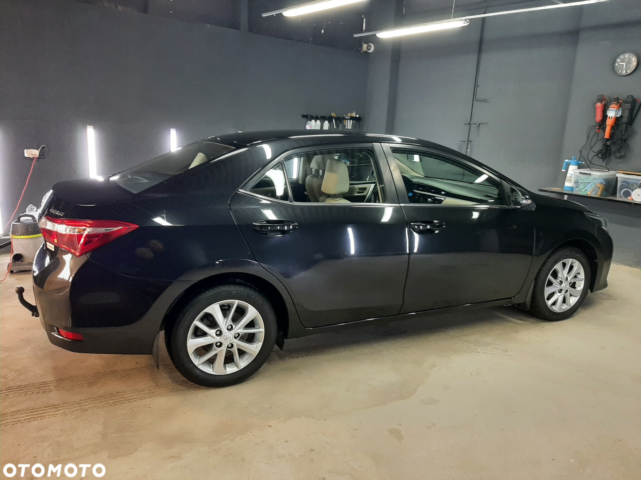 Toyota Corolla 1.6 Premium - 3