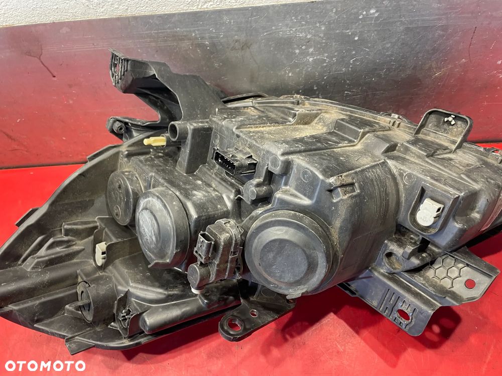Lampa prawa prawy przód RENAULT CLIO III - 7