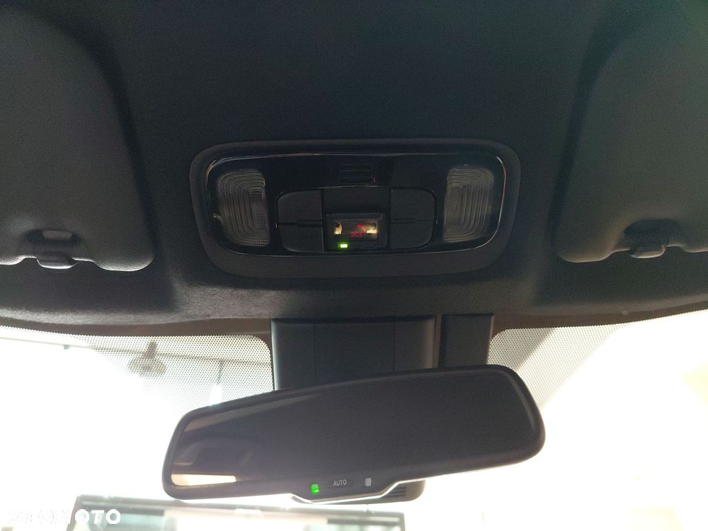 Toyota Yaris Cross Hybrid 1.5 Comfort - 25