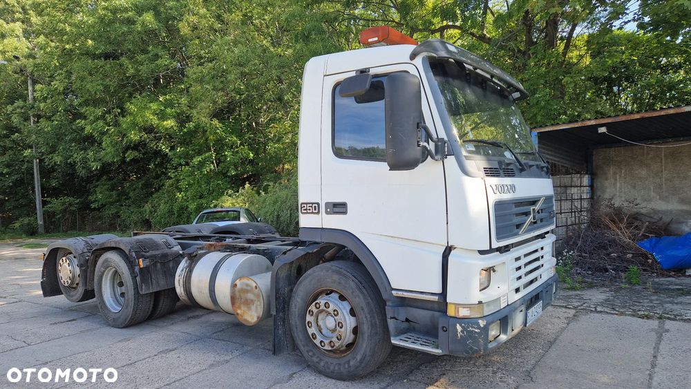 Volvo FM7 6X2 MANUAL 265.000KM - 14