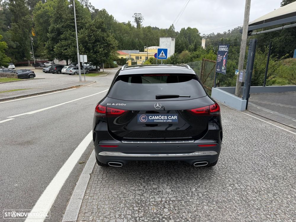 Mercedes-Benz GLA 250 - 8