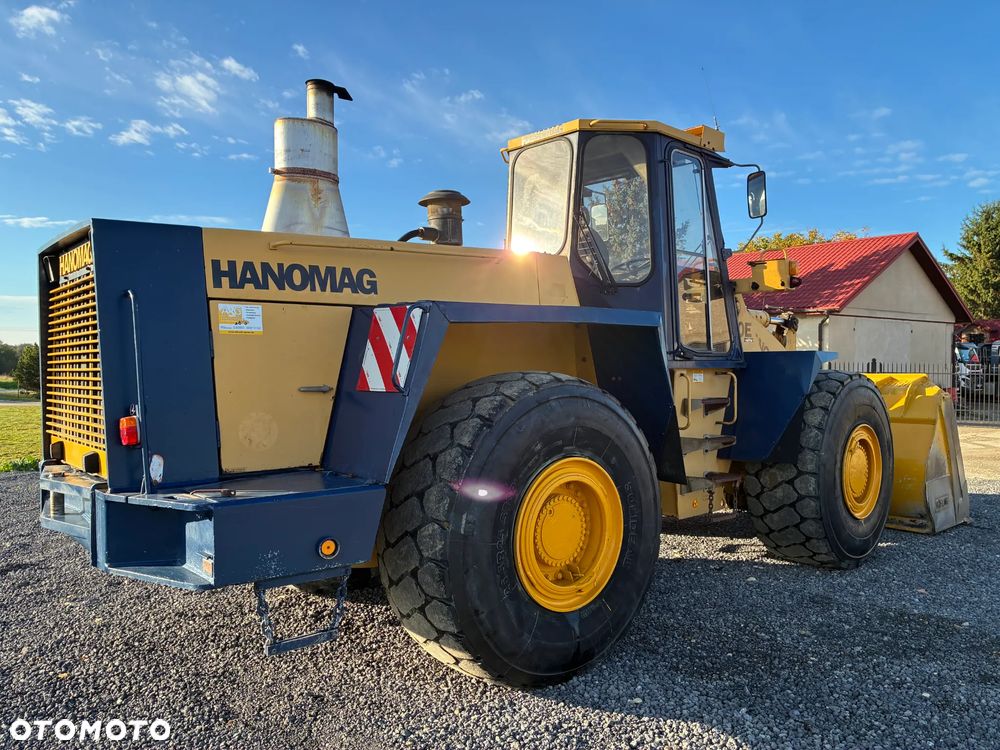 Hanomag 70E - 6