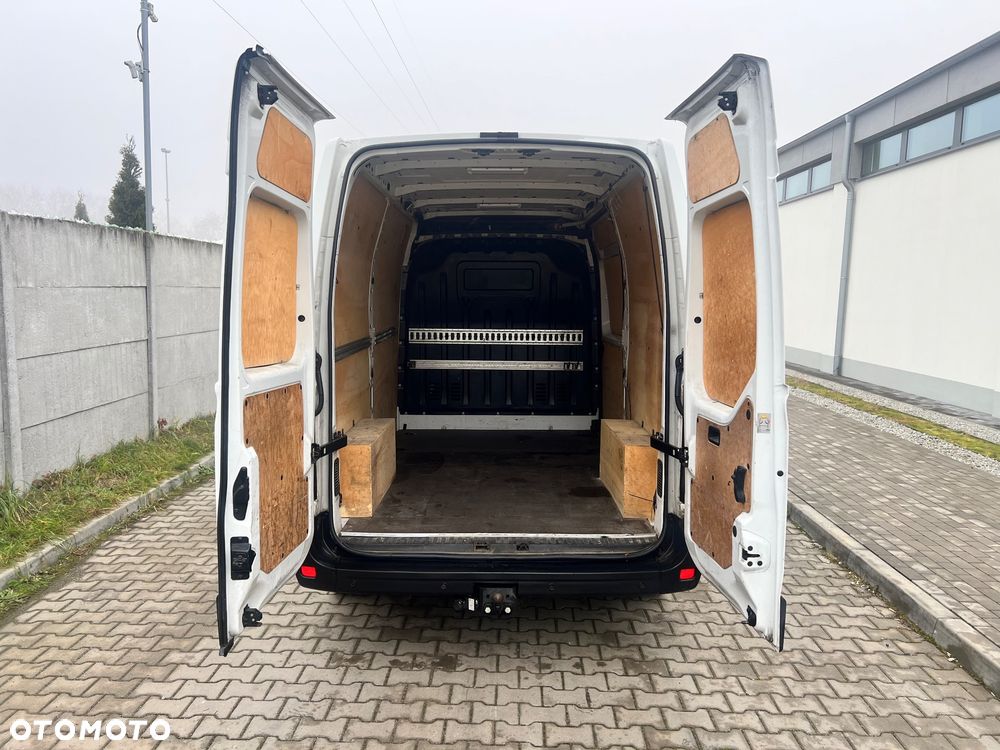 Renault Master - 18