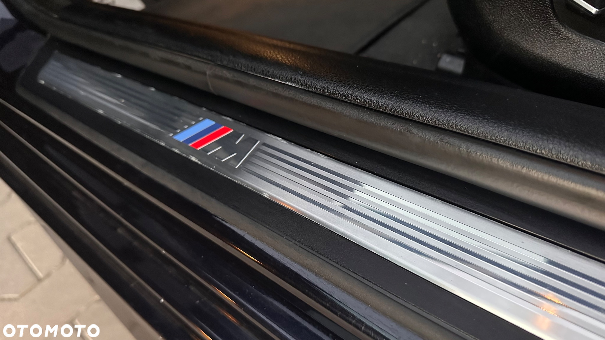 BMW Seria 5 525d xDrive - 38
