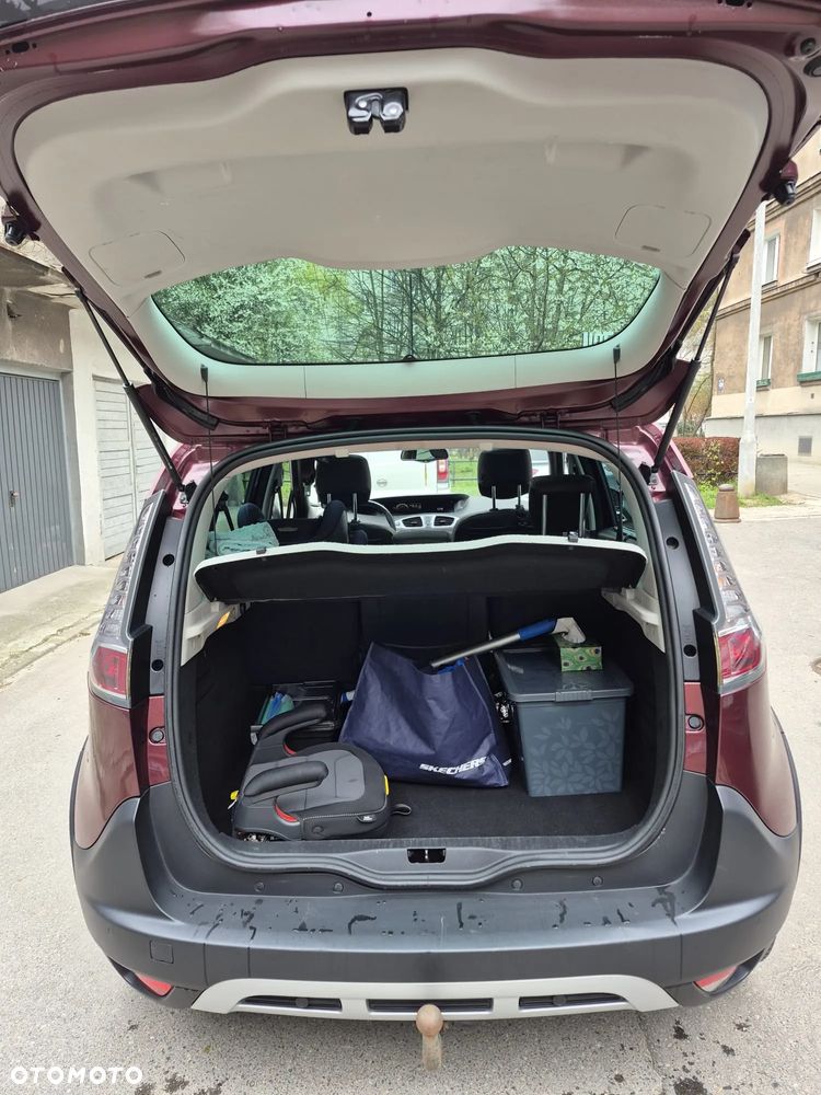 Renault Scenic dCi 110 EDC Bose Edition - 13