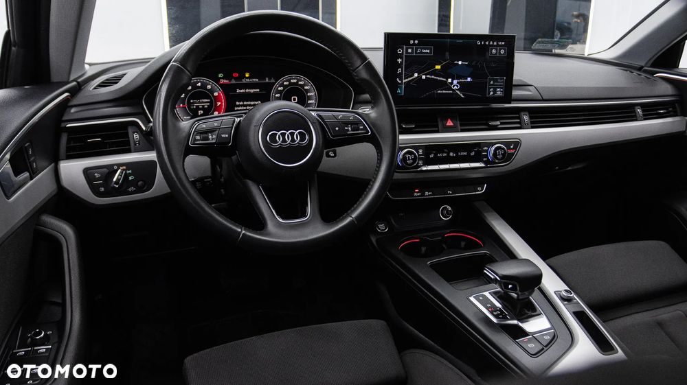 Audi A4 Limousine 35 TFSI Sport S tronic - 12