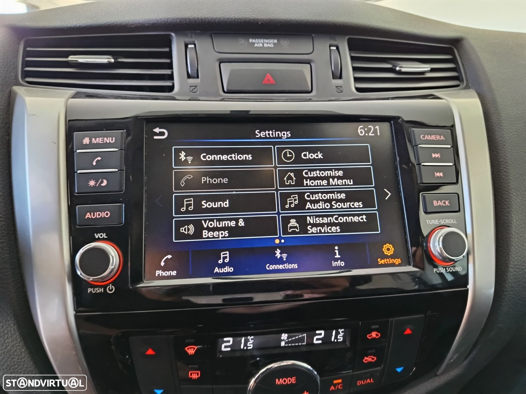 Nissan Navara 2.3 dCi CD 4WD N-Connecta - 17
