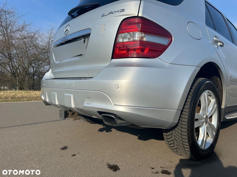 Mercedes-Benz ML 350 - 3