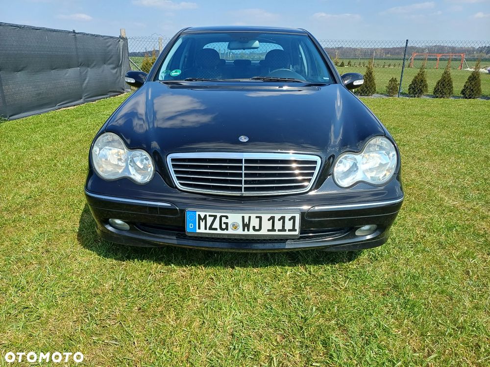 Mercedes-Benz Klasa C 180 Kompressor Automatik Avantgarde - 2