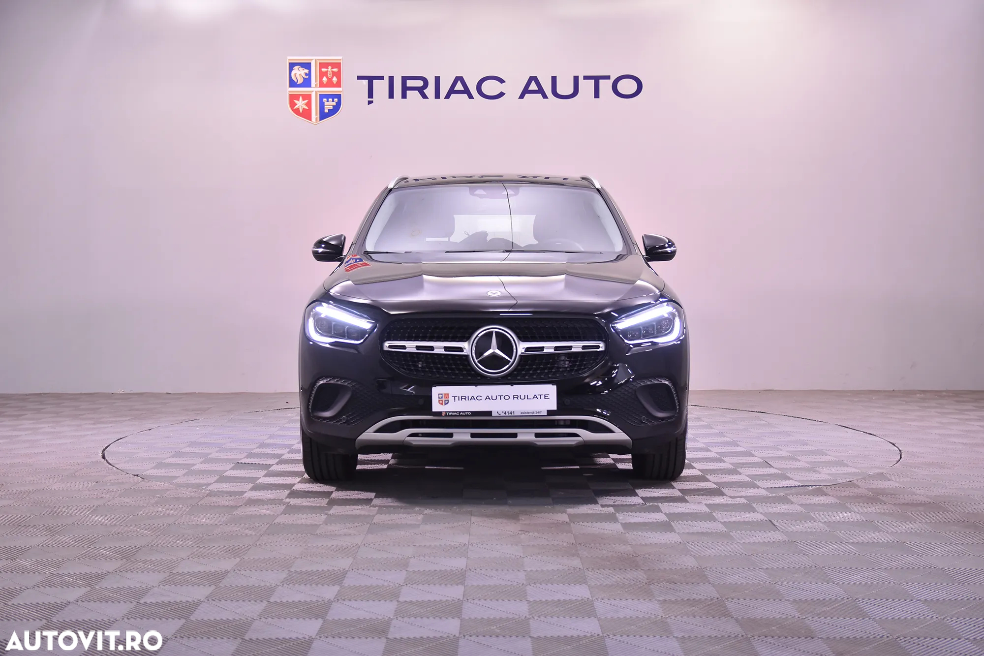 Mercedes-Benz GLA 250 4Matic 8G-DCT - 8