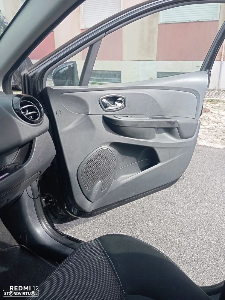Renault Clio Sport Tourer - 9