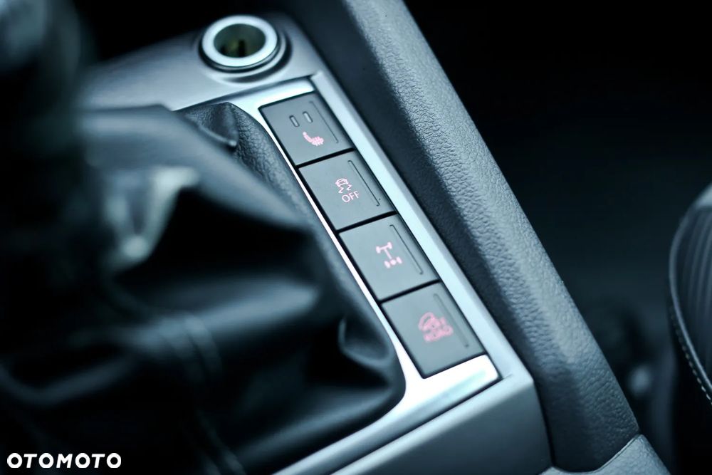 Volkswagen Amarok 2.0 BiTDI BMT Dark Label - 30