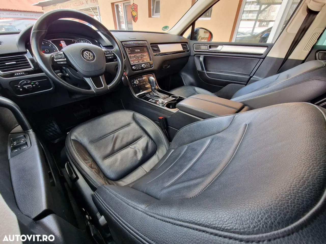 Volkswagen Touareg 3.0 V6 TDI BMT - 14