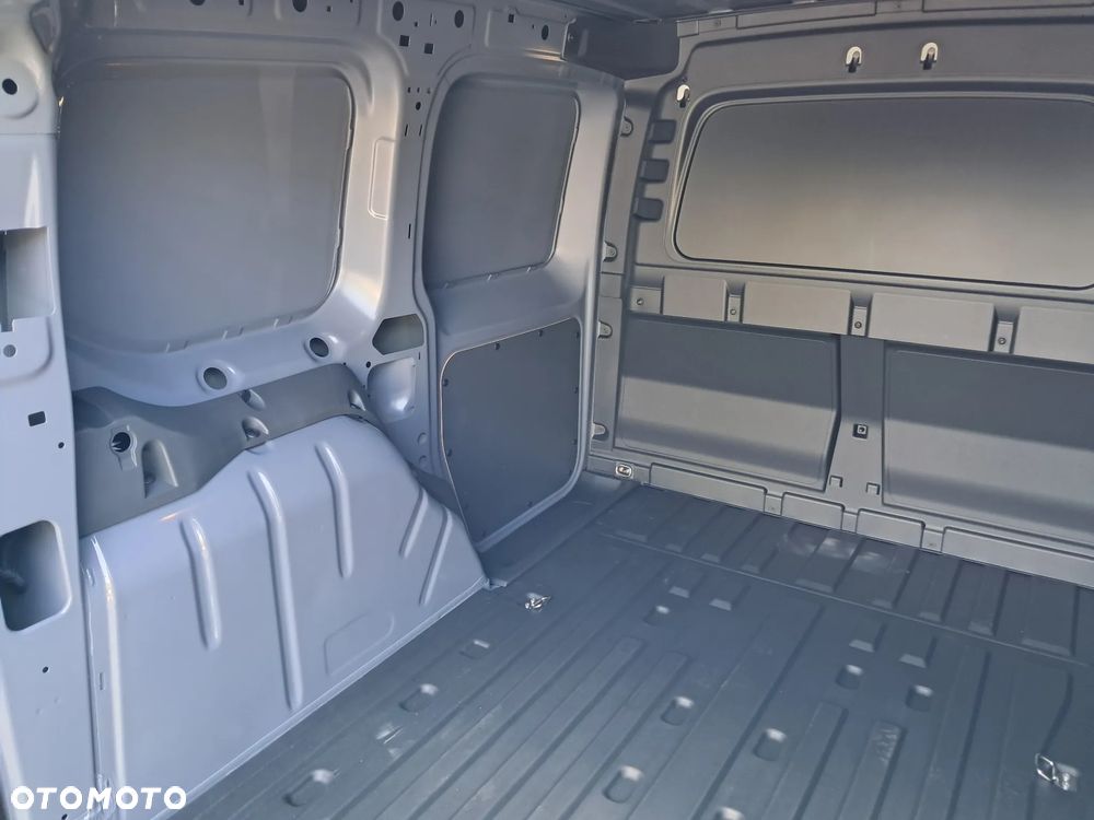 Volkswagen Caddy - 15