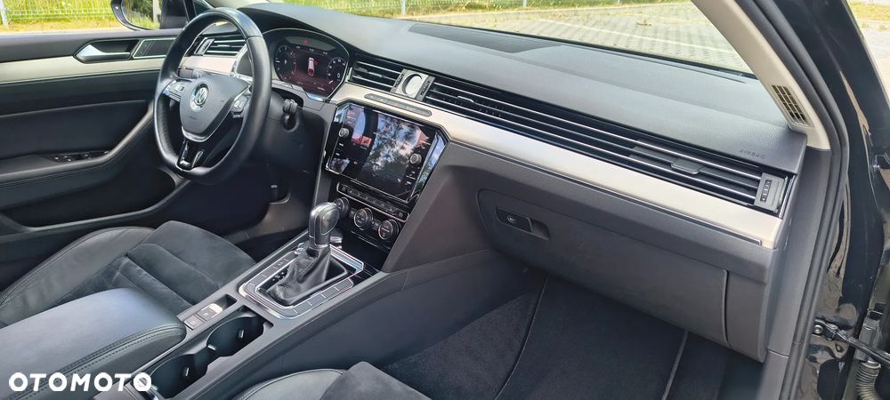 Volkswagen Passat - 14