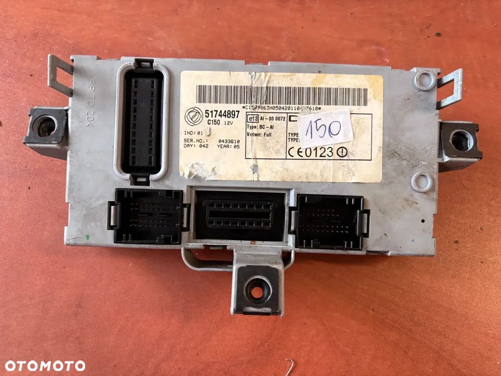 MODUŁ BSI SKRZYNKA BEZPIECZNIKÓW FIAT DOBLO I (2001-2004) PUNTO 51744897 - 1