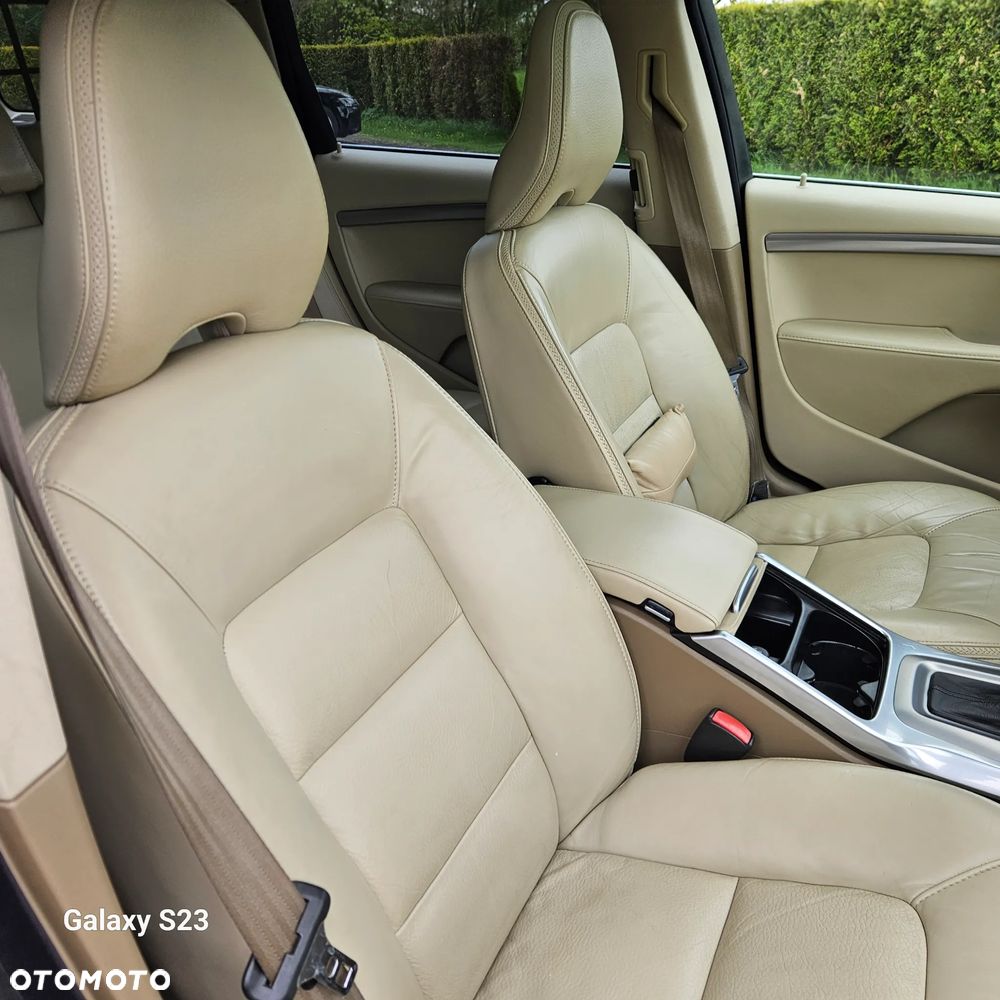 Volvo XC 70 D4 Geartronic Momentum - 29