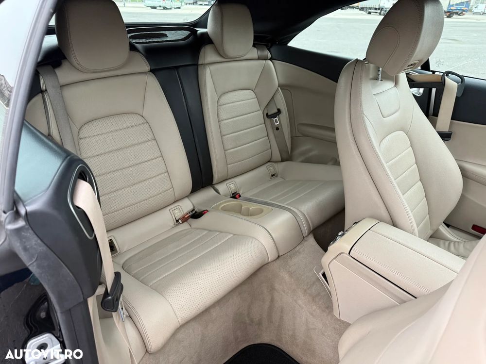 Mercedes-Benz C 300 Cabrio 9G-TRONIC AMG Line - 18