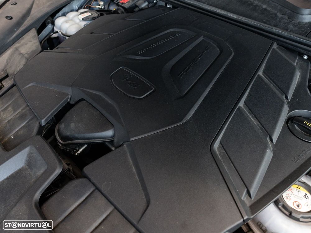 Porsche Cayenne Coupé S E-Hybrid Tiptronic S - 27