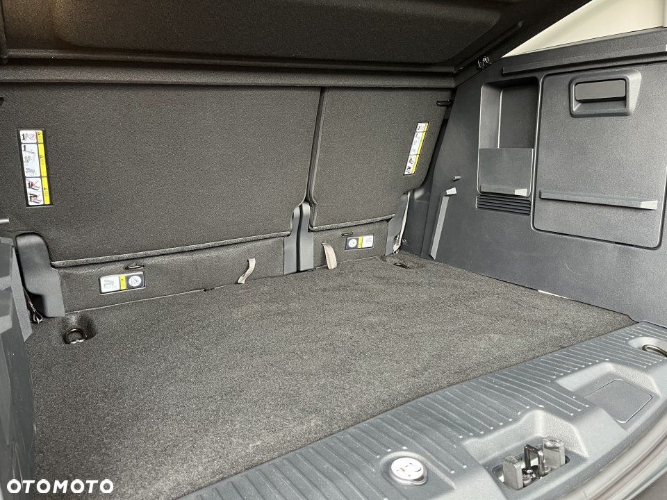 Ford Tourneo Courier - 22