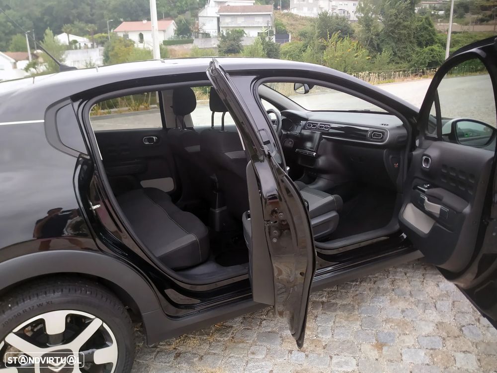 Citroën C3 1.2 PureTech Shine - 4