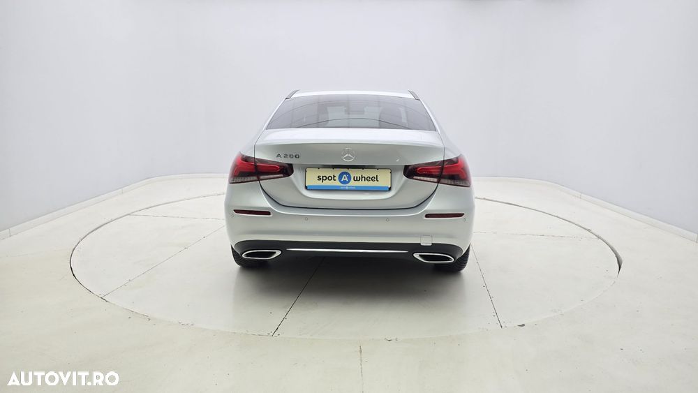 Mercedes-Benz A - 7