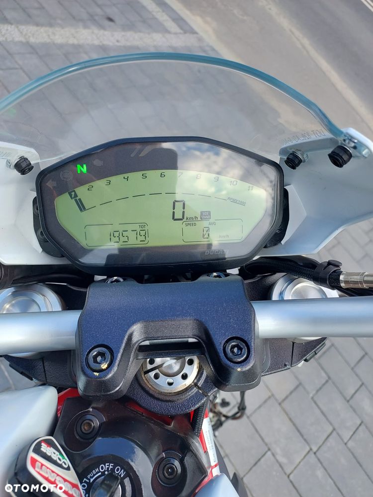 Ducati Monster - 17