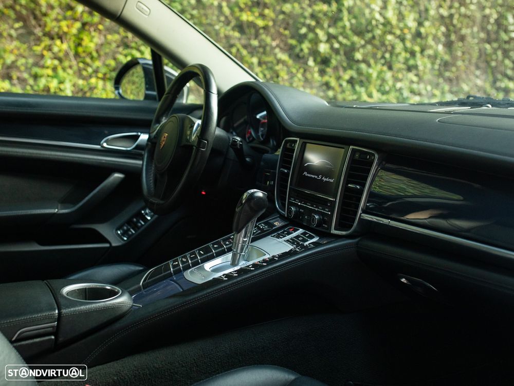 Porsche Panamera S Hybrid - 25